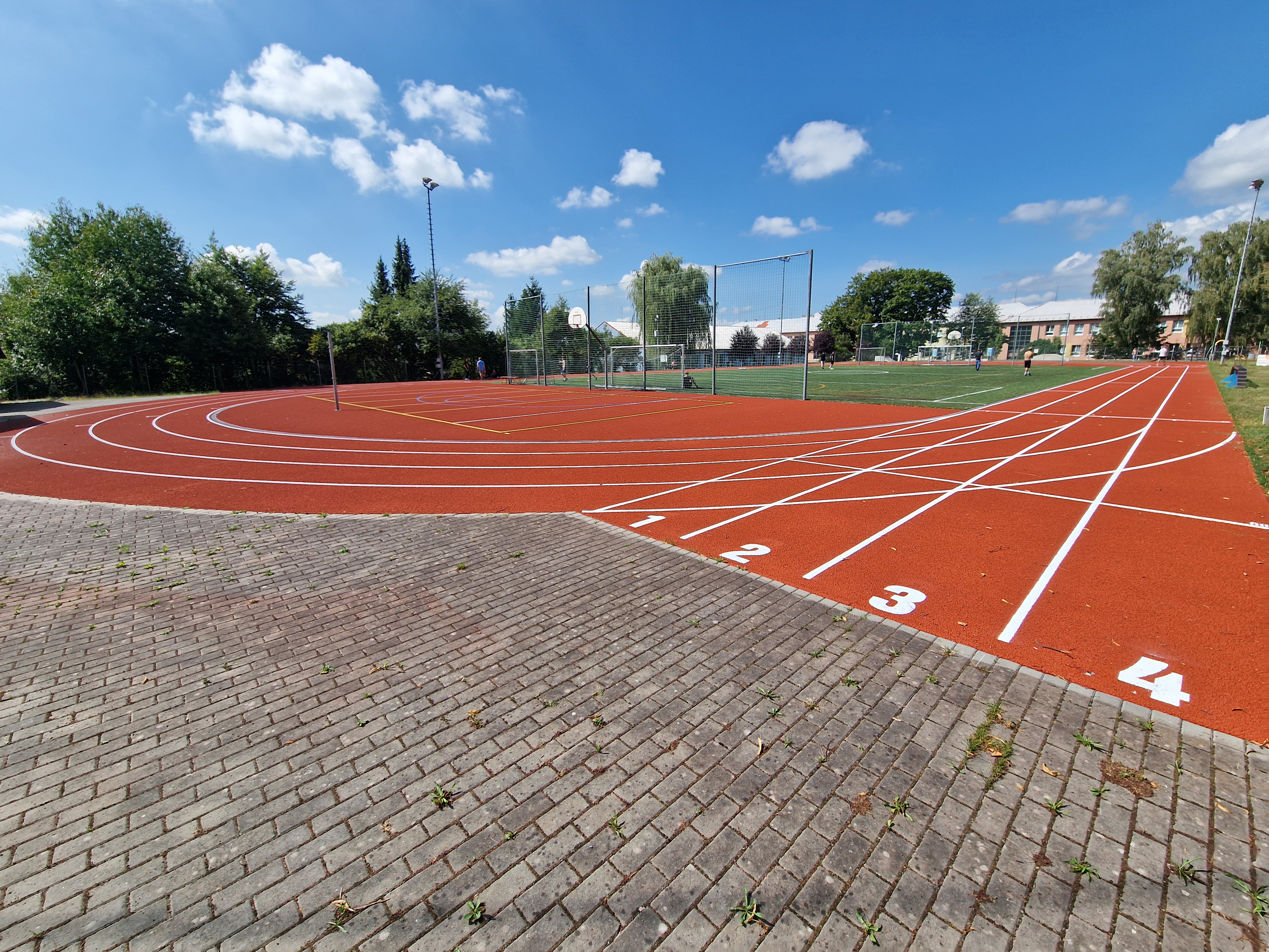 Rekonstrukce víceúčelového sportoviště u horní školy