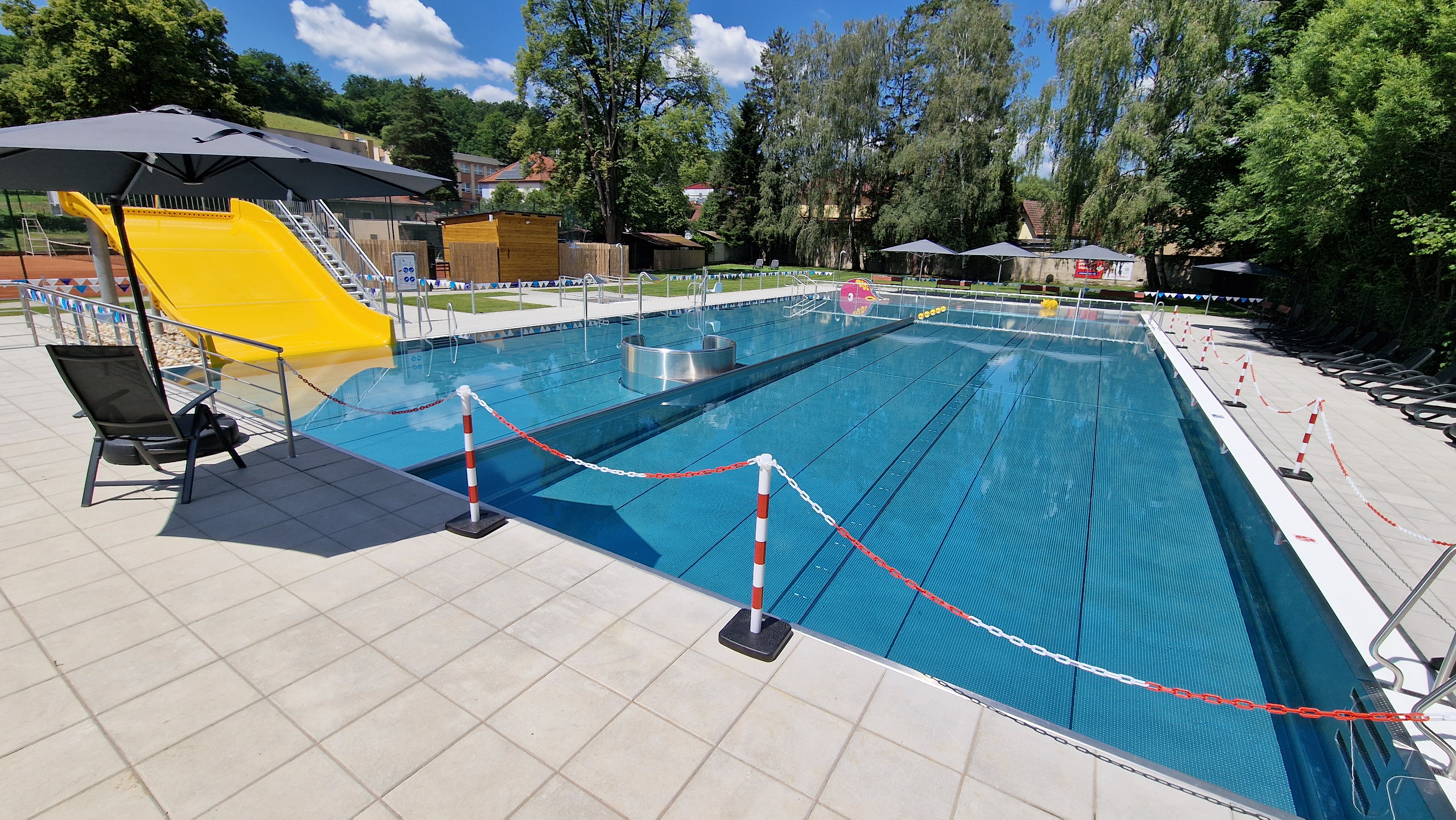 Rekonstrukce a dostavba areálu koupaliště